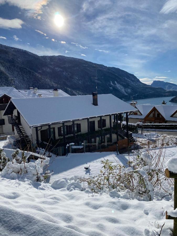 Enrosadira Apartment Molveno Bagian luar foto