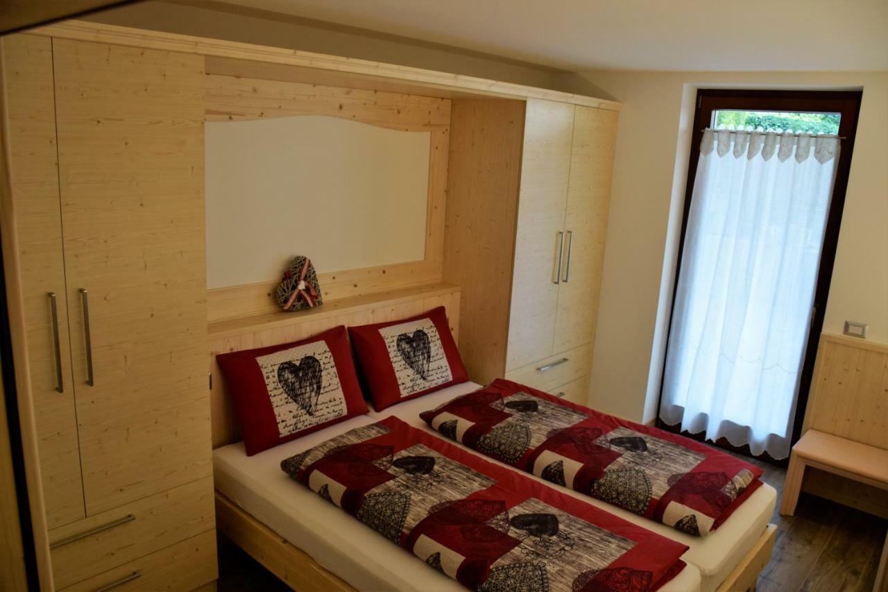 Enrosadira Apartment Molveno Bagian luar foto